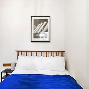 2 Bed Garden Flat Leyton Village , London United Kingdom
